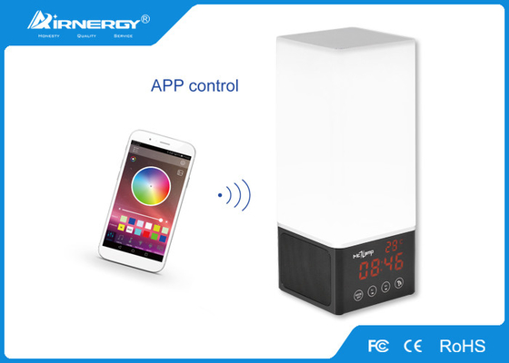 Alto controllo leggero astuto domestico con la radio di FM, del App dell'altoparlante di Bluetooth potere 9.6W